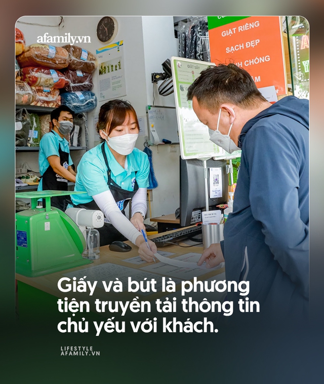 Tiệm giặt là của người Điếc tại Hà Nội, nơi giúp chúng ta giao tiếp với nhau một cách chậm lại với những con người mong lắm sự hòa nhập với cộng đồng - Ảnh 3.