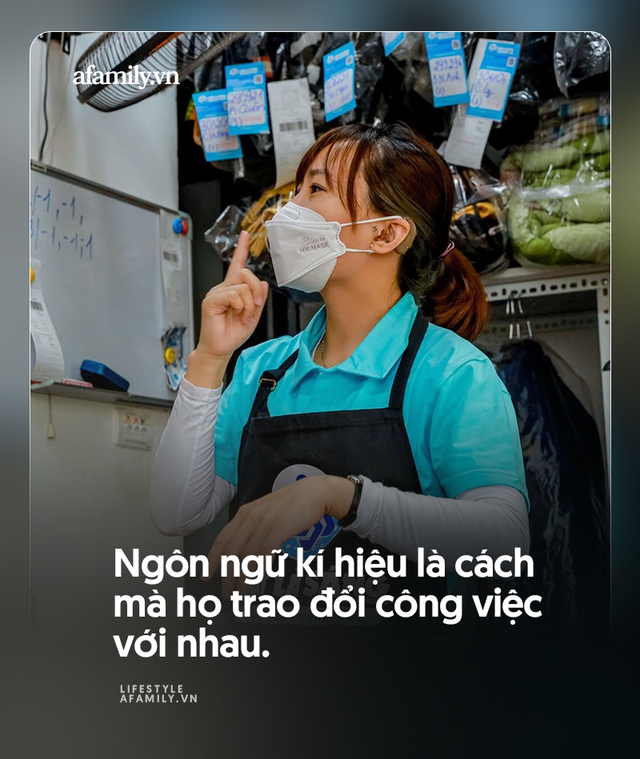 Tiệm giặt là của người Điếc tại Hà Nội, nơi giúp chúng ta giao tiếp với nhau một cách chậm lại với những con người mong lắm sự hòa nhập với cộng đồng - Ảnh 4.