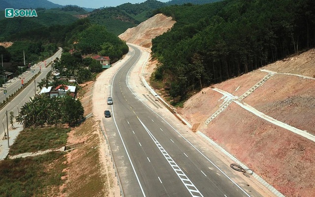 Cao tốc La Sơn - Tuý Loan là tuyến đường huyết mạch của miền Trung