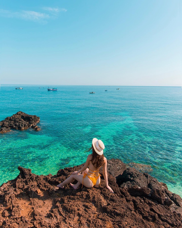  Lý Sơn - đảo núi lửa mệnh danh Jeju của Việt Nam: Nước biển xanh trong vắt, ai đi rồi cũng phải thốt lên quá đẹp - Ảnh 15.