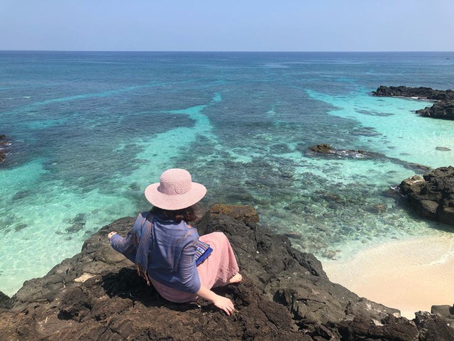  Lý Sơn - đảo núi lửa mệnh danh Jeju của Việt Nam: Nước biển xanh trong vắt, ai đi rồi cũng phải thốt lên quá đẹp - Ảnh 17.