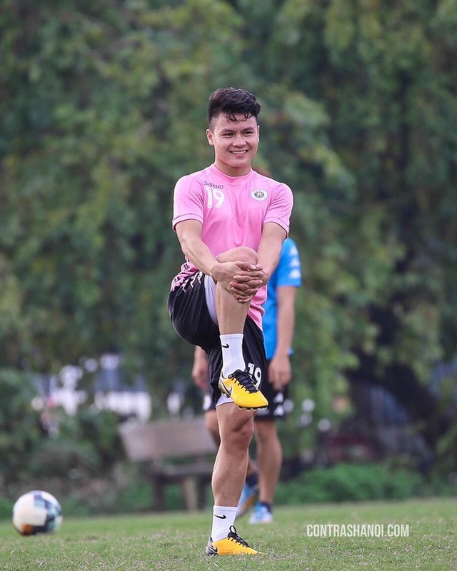 Động thái đầu tiên của Quang Hải sau ồn ào không ký tiếp hợp đồng với Hà Nội FC: Đây là cái giá của đam mê... - Ảnh 3.
