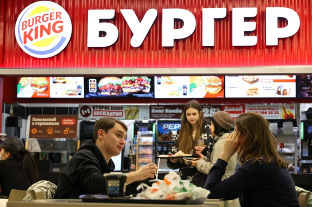 Hãng thức ăn nhanh của Mỹ không thể rời Nga vì lý do đặc biệt - Ảnh 1.