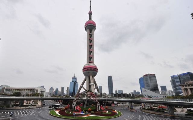 Thượng Hải hóa "thành phố ma" vì vài ca mắc Covid-19 mỗi ngày và càng bất ngờ hơn khi đây là chuyện của năm 2022