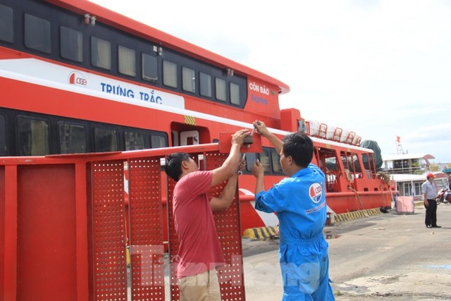 Cận cảnh tàu cao tốc sắp chở những hành khách đầu tiên đi tuyến Đà Nẵng – Lý Sơn - Ảnh 8.