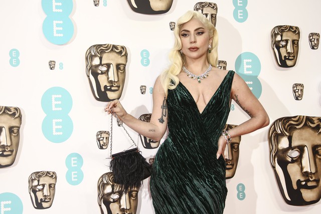 Doanh nhân dị biệt Lady Gaga giàu cỡ nào: Có khối tài sản hơn 7,3 nghìn tỷ đồng, vung tiền vào các bất động sản, xế hộp đắt đỏ, bỏ hơn 1,3 tỷ đồng mua 27 cá Koi - Ảnh 1.