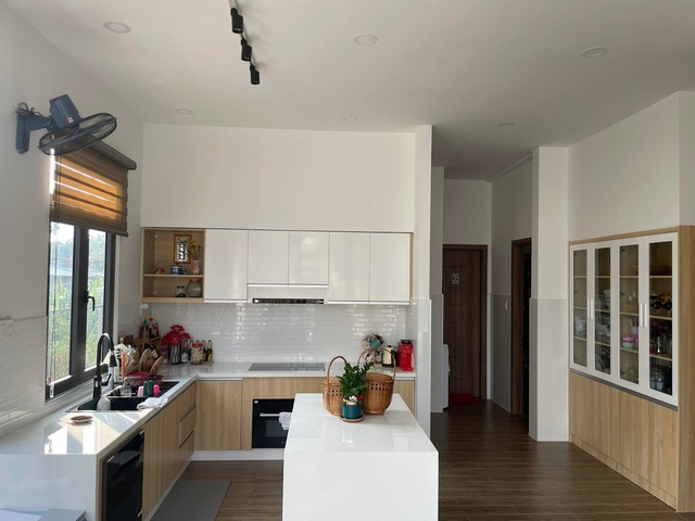 Bỏ 1,2 tỷ đồng để xây lại nhà 200m2, mẹ đơn thân thu nhập 3x triệu/tháng khiến mọi người trầm trồ: Không gian sống xanh, dịu êm giữa lòng Sài thành - Ảnh 11. Bỏ 1,2 tỷ đồng để xây lại nhà 200m2, mẹ đơn thân thu nhập 3x triệu/tháng khiến mọi người trầm trồ: Không gian sống xanh, dịu êm giữa lòng Sài thành - Ảnh 11.