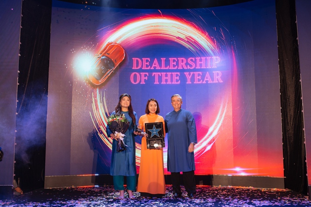 An Du đạt giải “Đại lý của năm tại lễ vinh danh từ Mercedes-Benz Việt Nam - Ảnh 2.