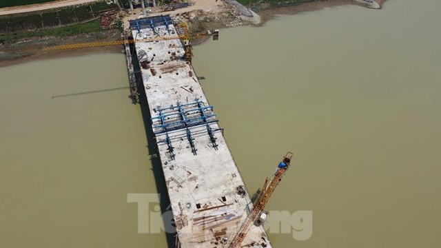  Hình hài cầu cao tốc Bắc - Nam vượt sông Chu tại Thanh Hóa  - Ảnh 4.