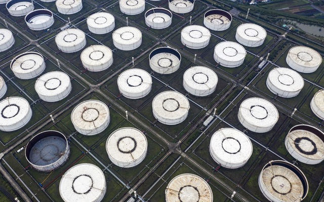Mỹ cân nhắc giải phóng 180 triệu thùng dự trữ, giá dầu lập tức lao dốc