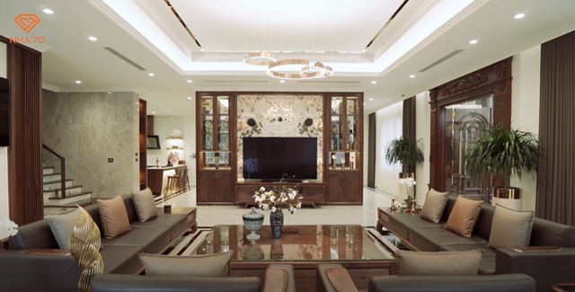 Siêu biệt thự 500 m2 chịu chơi bậc nhất Thái Nguyên: Bộ sofa cỡ đại đắt bằng cả một căn chung cư, phòng ăn gây ấn tượng mạnh mẽ với bức tường vô cùng đặc biệt - Ảnh 7.