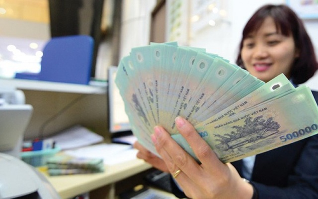 Bất ngờ với khả năng làm ra lợi nhuận của nhân viên các ngân hàng Việt Nam