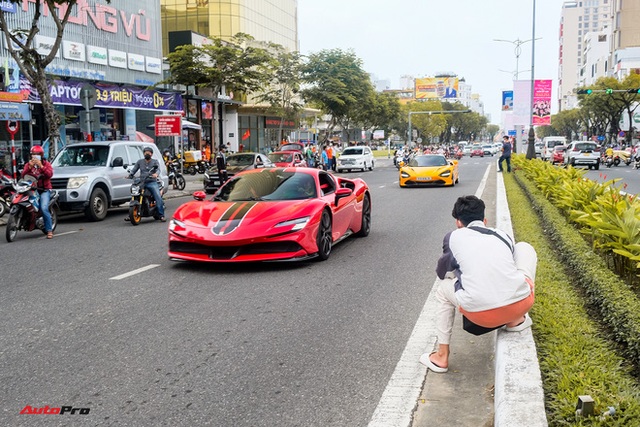 Đi tìm hiểu dàn siêu xe gần 300 tỷ đồng của bạn đại gia Hoàng Kim Khánh: Toàn hàng hiếm tại Việt Nam, giá thấp nhất hơn 8 tỷ đồng - Ảnh 16.