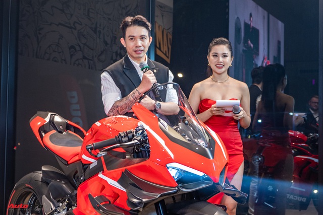 Minh Nhựa mua 5 chiếc Ducati giá gần 9 tỷ đồng cùng lúc: Siêu phẩm Superleggera V4 đầu tiên Việt Nam, số thứ tự là chi tiết đáng tiền - Ảnh 1.