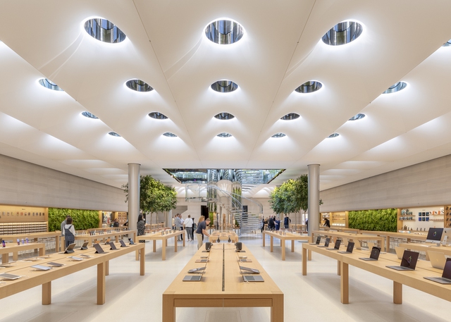 Bí ẩn của Apple Store: Doanh số trên mỗi mét vuông bằng hẳn 1 chiếc Mercedes, moi tiền khách hàng bằng trải nghiệm có 1-0-2 - Ảnh 6.