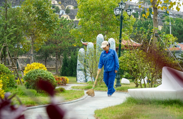  Biệt thự hàng tỷ đồng cho cha mẹ khuất núi được nhiều đại gia săn lùng - Ảnh 9.