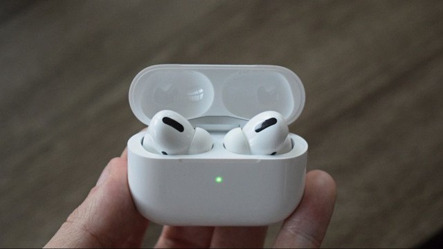 Một số mẫu AirPods khuyến mãi khủng, giảm giá lên đến 2 triệu đồng - Ảnh 2.