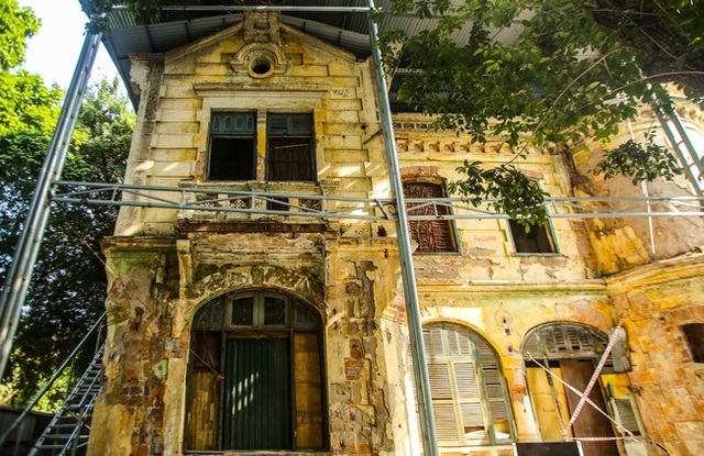 Cận cảnh một trong 600 căn biệt thự cổ được bán ở Hà Nội: Nửa tỷ một mét vuông, 7 phòng ngủ, mặt tiền đắc địa  - Ảnh 12.