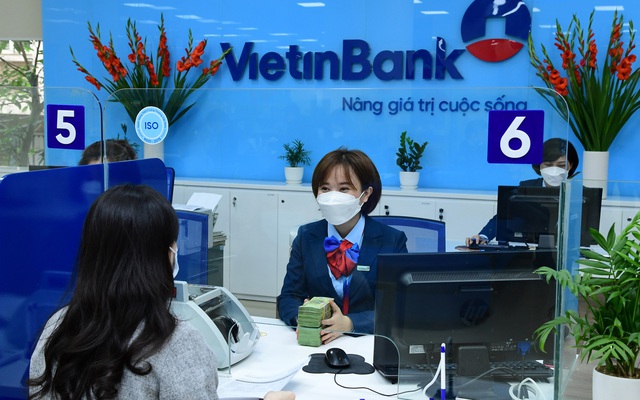 Ảnh minh họa - giao dịch tại ngân hàng VietinBank