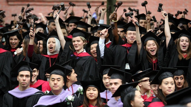 Thần học ở ĐH Harvard: Ngành học gì mà thu nhập có thể lên tới 1,5 tỷ mỗi năm? - Ảnh 3.