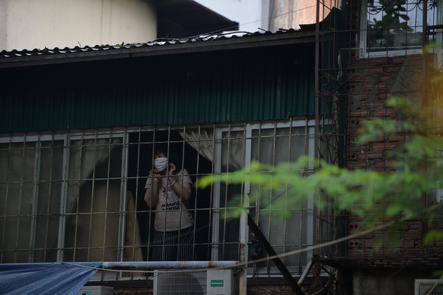 Nguyên nhân ban đầu vụ cháy khiến 5 người một nhà tử vong ở phố Phạm Ngọc Thạch - Ảnh 2.