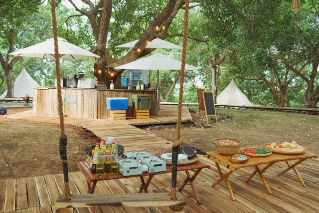 Trào lưu glamping ngày càng hot, rất nhiều địa điểm đã được đặt kín chỗ trong dịp lễ 30/4 - 1/5 - Ảnh 6.