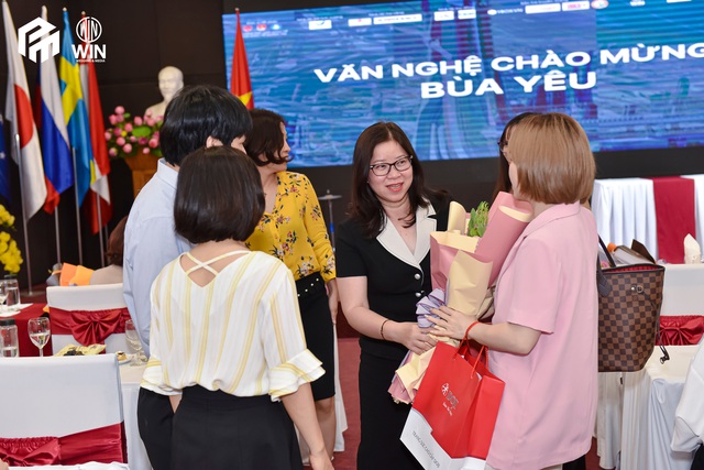 Meeting with PM 2022 - Cuộc thi đầy thú vị dành cho sinh viên kinh tế có cơ hội giải quyết vấn đề thực tiễn của doanh nghiệp - Ảnh 1.