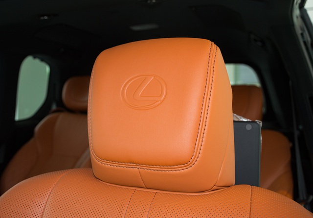 Thêm 1,1 tỷ đồng, đây là đẳng cấp của Lexus LX 600 VIP vừa về Việt Nam: Ghế sau bạt ngàn tính năng cho ông chủ - Ảnh 36.