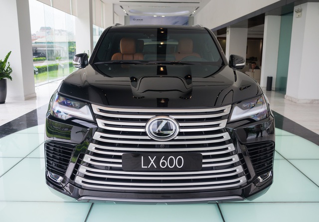 Thêm 1,1 tỷ đồng, đây là đẳng cấp của Lexus LX 600 VIP vừa về Việt Nam: Ghế sau bạt ngàn tính năng cho ông chủ - Ảnh 6.