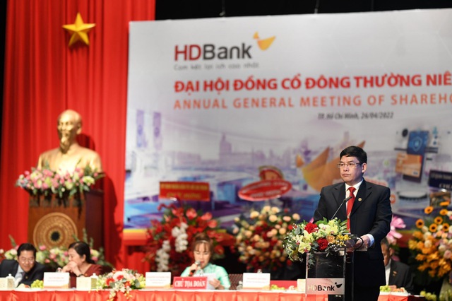 [Live] ĐHCĐ HDBank: Năm 2022 chia cổ tức bằng cổ phiếu tỷ lệ 25%, chính thức có HĐQT và BKS nhiệm kỳ mới, bà Lê Thị Băng Tâm tiếp tục làm cố vấn ngân hàng - Ảnh 5.