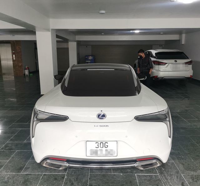Lexus LC500h siêu hiếm tại Việt Nam được bán lại chỉ với giá hơn 7 tỷ đồng - Ảnh 3.