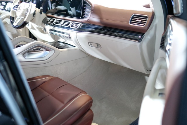 Lexus LX 600 gọi, Mercedes-Maybach GLS 480 trả lời: Giá 8,4 tỷ đồng, trang bị không thua kém GLS 600 - Ảnh 11.