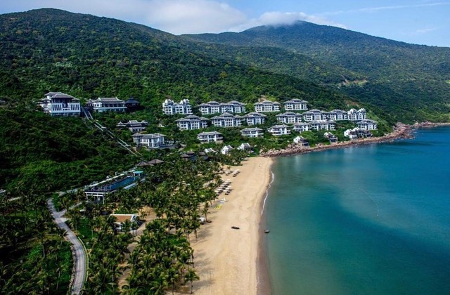 Resort mà Ngô Thanh Vân và chồng trẻ tổ chức hôn lễ hóa ra là khu nghỉ dưỡng đắt xắt ra miếng ở Đà Nẵng, tình trạng đặt phòng ngay ngày đám cưới - Ảnh 4.