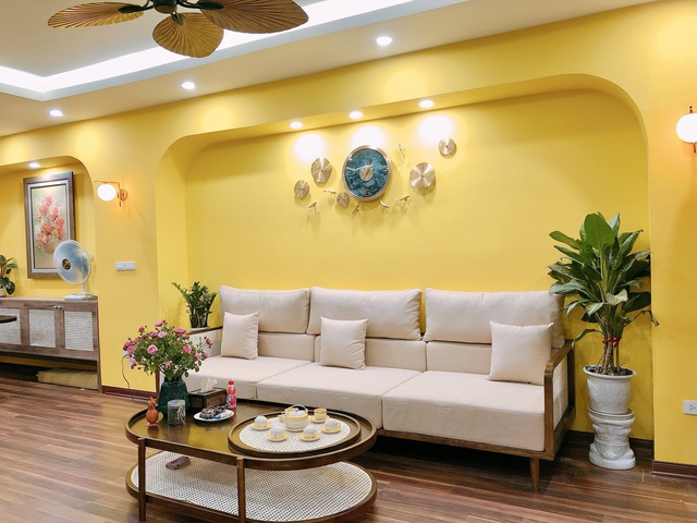 Cặp vợ chồng chi gần 1 tỷ đồng để cải tạo lại căn hộ 138m² ở Hà Nội với gam màu vàng vô cùng bắt mắt - Ảnh 6.