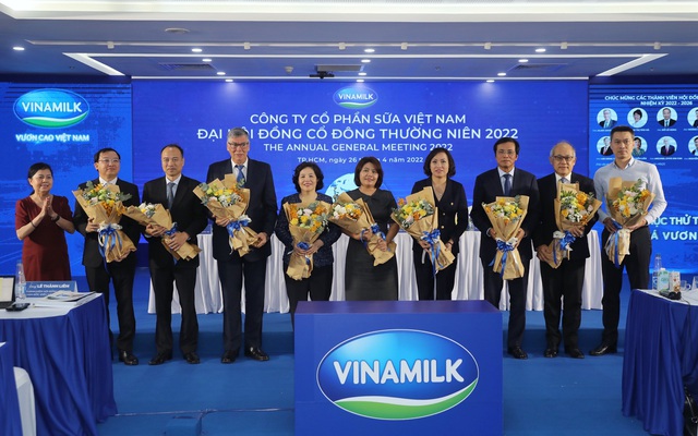 Biểu tượng - Logo - [Logo VINAMILK] Vinamilk là tên gọi tắt của Công ty Cổ  phần Sữa Việt Nam, một công ty sản xuất, kinh doanh sữa và các sản phẩm