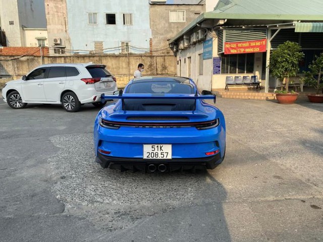 Porsche 911 GT3 của doanh nhân Nguyễn Quốc Cường chính thức ra biển số? - Ảnh 2.