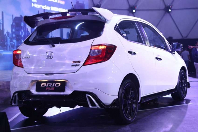 Honda giới thiệu mẫu Brio RS Urbanite Edition 2022 - Ảnh 4.