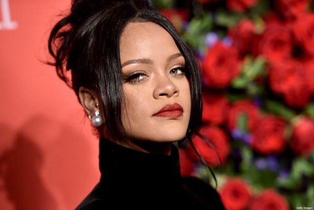 Đây là cách Rihanna gây dựng khối tài sản trị giá 1,7 tỷ USD để trở thành nữ ca sĩ - nhạc sĩ giàu nhất thế giới! - Ảnh 1.