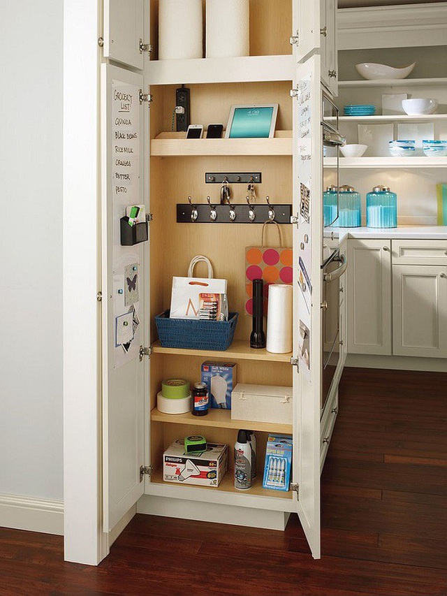 Những mẫu tủ lưu trữ này sẽ giúp bạn tiết kiệm không gian tối đa cho nhà bếp - Ảnh 9.