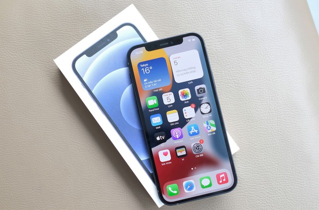 iPhone 12 giá rẻ 13,8 triệu - ngang iPhone 11 chính hãng liệu có đáng mua? - Ảnh 9.