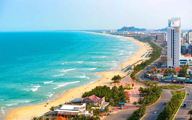 Mở cửa du lịch, thị trường khách sạn TP. HCM và Đà Nẵng tăng công suất - Ảnh 1.
