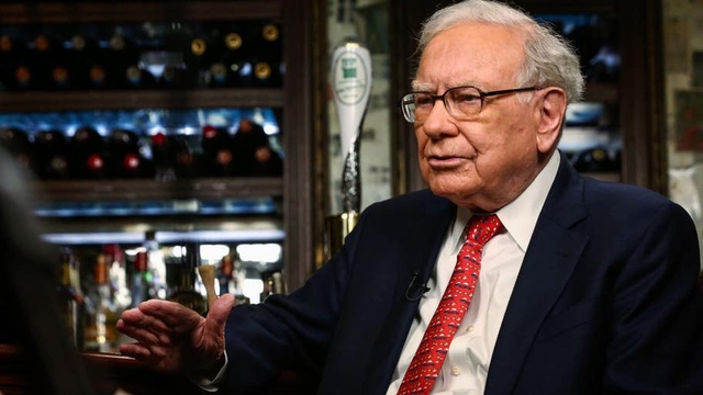 6 tuyệt chiêu giúp Warren Buffett vẫn vững như bàn thạch giữa thời lạm phát: Cứ kiên định mua và trung thành, cổ phiếu tốt sẽ cùng bạn băng qua cả thuận tiện lẫn khá là khó khăn - Ảnh 1.