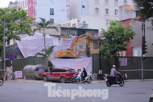 Những ngôi biệt thự, tòa nhà kiến trúc cổ bị xóa sổ xây cao ốc ở Hà Nội gây xôn xao - Ảnh 5.