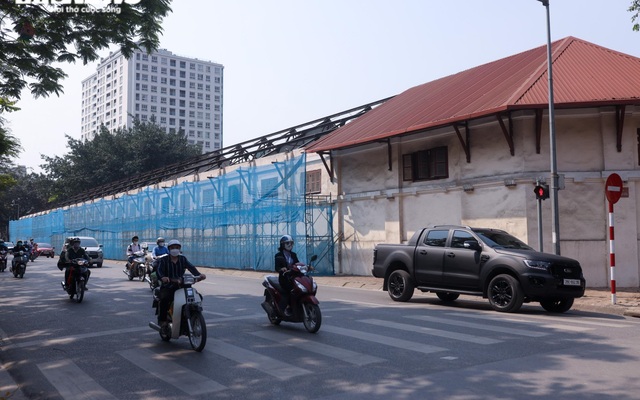 Bí thư Hà Nội chỉ đạo tạm dừng phá dỡ 'tòa nhà Pháp cổ 4 mặt tiền' ở quận Ba Đình để kiểm tra