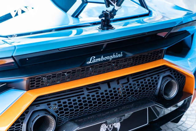 Ngắm Lamborghini Huracan STO giá gần 30 tỷ đồng tại Việt Nam - Ảnh 12.