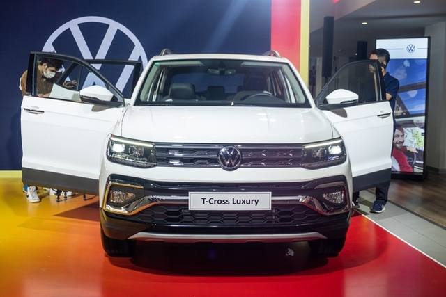 Ra mắt Volkswagen T-Cross 2022 tại Việt Nam: 2 phiên bản, giá cao nhất 1,3 tỷ đồng, tham vọng lấy thị phần của Peugeot 2008 - Ảnh 6.