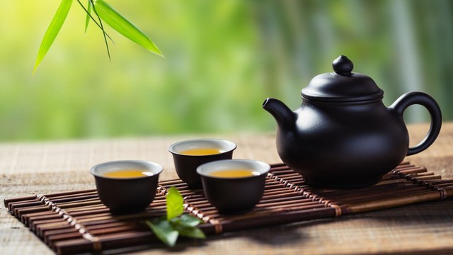 Uống trà tốt cho sức khoẻ nhưng uống vào 4 thời điểm này có thể gây hại - Ảnh 1.