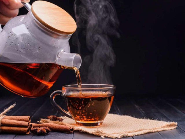 Uống trà tốt cho sức khoẻ nhưng uống vào 4 thời điểm này có thể gây hại - Ảnh 2.