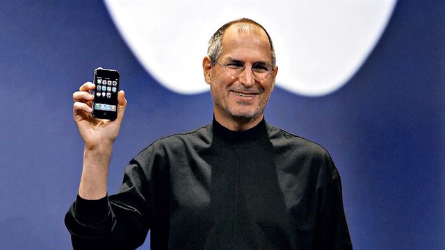 Cha đẻ iPod lần đầu tiết lộ chiến thuật khôn ngoan để bán được hàng trăm tỷ chiếc điện thoại của Steve Jobs: Gói gọn trong 3 chữ gây nghi ngờ - Ảnh 1.
