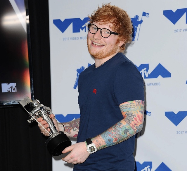 Bộ sưu tập đồng hồ xa xỉ của ca sĩ triệu phú Ed Sheeran - Ảnh 3.